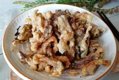 为什么在家炸的蘑菇没有餐馆里炸的酥脆 其实你忽略了两个步骤