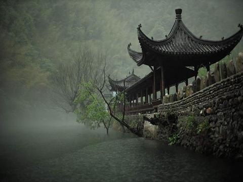 昌都哪里有站小巷的地方啊