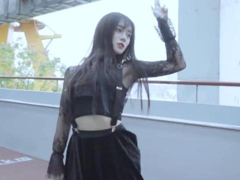 小钰黑丝装跳k\/da女团热舞, rookie: 跳得不够多