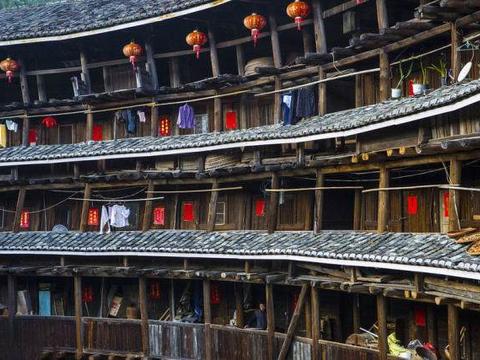 世界上面独一无二的民居建筑，被称为“中国古建筑的奇葩”|民居|土楼|建筑_新浪新闻