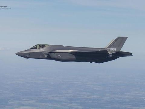 韩国2019年获十架F-35，空军战力提升，韩网友：击败歼-20苏-57