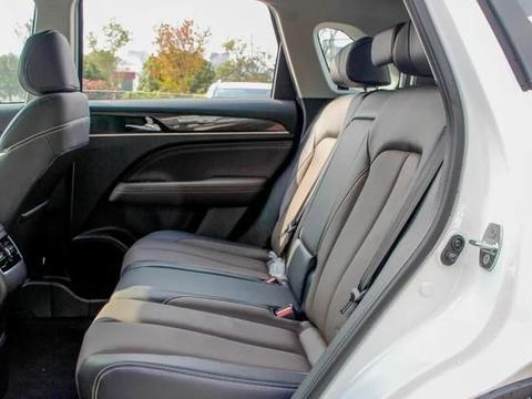 这里有“广汽传祺“的最新资讯请不要错过