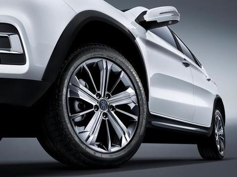 轮胎缝里有石子有什么危害？如何清理？