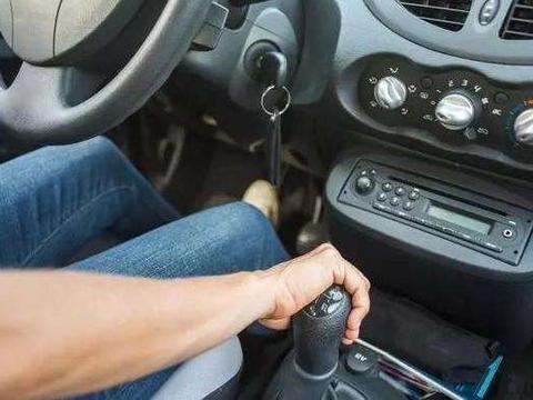 修车工：停车熄火之前要这么做，保护发动机，汽车10年不用大修