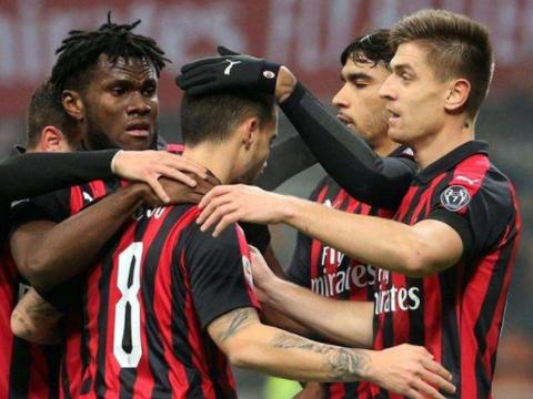 球场看台不是“法外之地”AC米兰和国际米兰联手拒绝数百名极端球迷套票申请米兰体育- 米兰体育官方网站- 世界杯指定投注平台