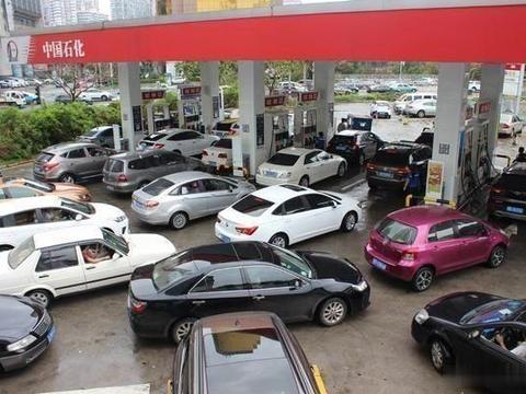 95号和92号汽油差距是什么？两种汽油能混加吗？内行人说出了真相