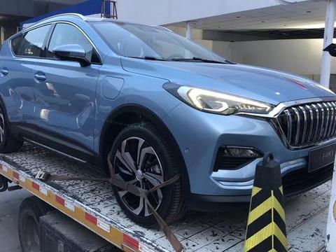 一汽红旗HS3到店实拍图曝光，看过之后觉得红旗这次来真的了！