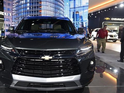 内饰比路虎更加霸气，匹配3.5L＋9AT，必将成为爆款