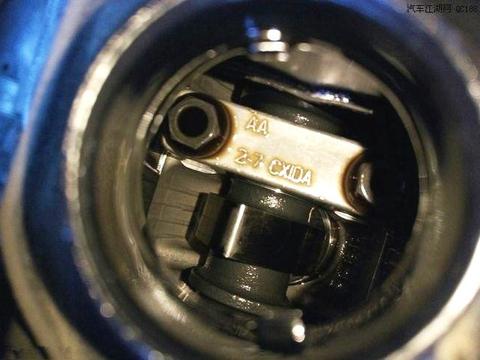 都知道保养换机油，但是那三种油不能用呢？