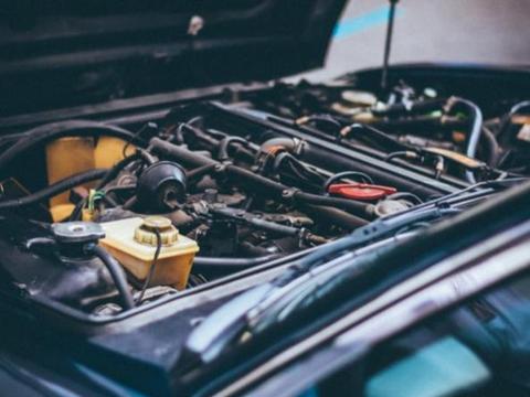 一年行驶里程不足1万公里该保养啥？多久保养一次最合适