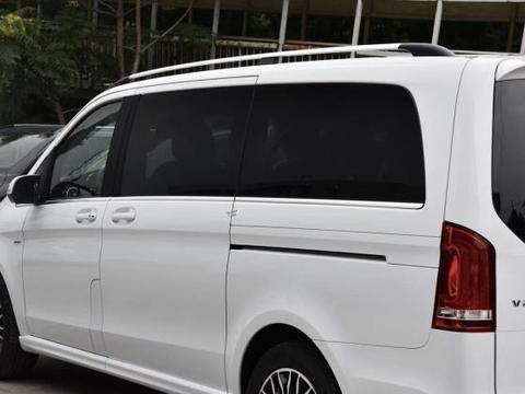 新一代黑马MPV，配车载冰箱+按摩座椅，论舒适、埃尔法不如它