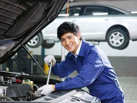 变速箱油不更换？维修师傅：别不在意，超过这个数，基本废了