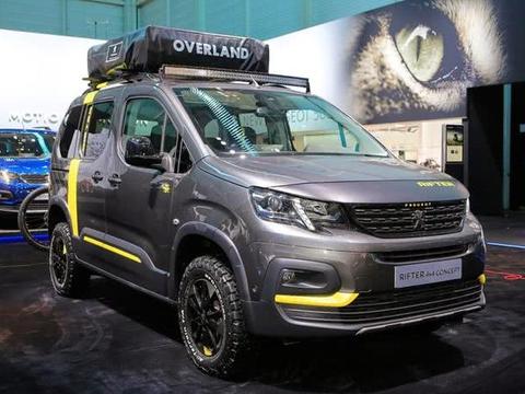 四驱“全能MPV”，配车顶帐篷＋LED探照灯，堪称自驾神器！