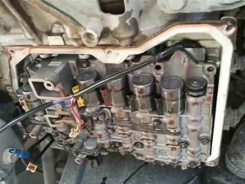 变速箱这样保养，轻者损失几千块，重者直接报废