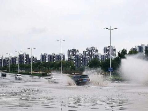 清明时节雨纷纷，春天雨季这么多，车内潮湿怎么办？