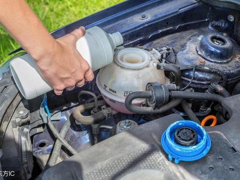 汽车冷却系统在高温状态下长期使用，必然会导致使用性能下降