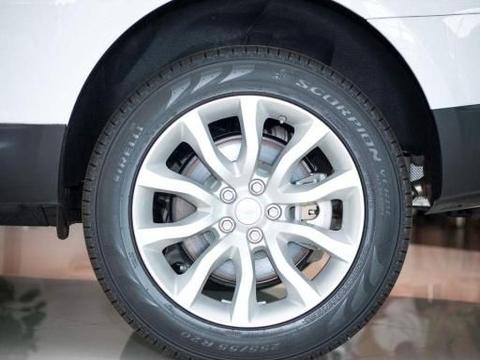 汽车轮毂脏了怎么办？用这土法子最管用，4S店可不会告诉你