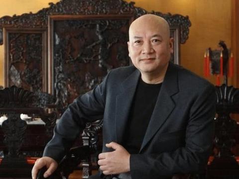 “唐僧”开宾利728来保养，侧面窗户价值1200多万，仪表比A8还贵