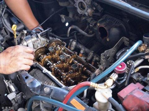 多半人保养只换机油？大错特错！这个孔一月清一次，马力足还省油
