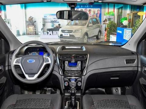 五菱神车迎来劲敌！3.9万比20万合资还耐造，关键高配还有自动挡