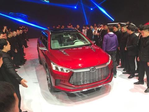 LED灯如此炫酷, 这是比亚迪SUV么!