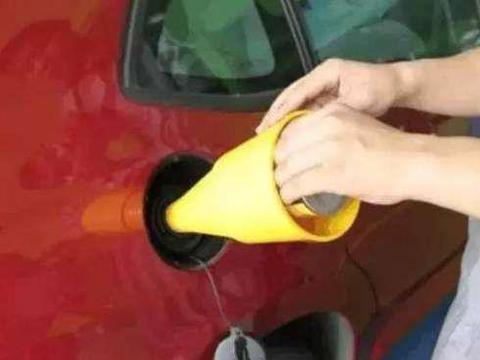 完全没必要做的，汽车3个保养项目，做了也白做，浪费钱