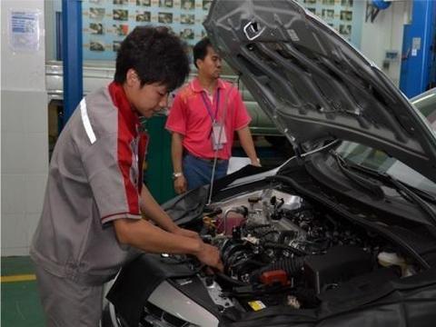 汽车保养只换机油就OK了？老司机：这5点若不做，4S店就偷着乐