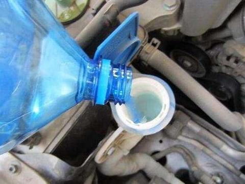 你以为你真的会加玻璃水？这些加玻璃水的小错误谁都可能犯