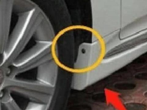 轮胎旁边这个小孔从没用过？汽修工：难怪你车提早5年变一堆废铁!