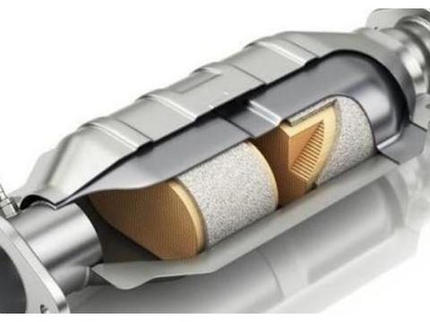 在修车时，这4个换下来的旧零件记得带走，随便卖卖都是一箱油钱