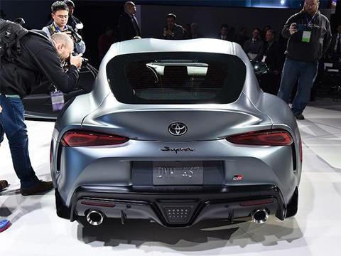 丰田Supra“王者回归” 配3.0T爆340马力，网友：看到价格心动了