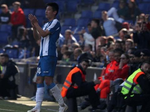 欧洲篮球联赛中文网__赛程比分+球队资讯+盘口分析CBA潜力赛变“夕阳红赛场”？补丁式改革难破男篮育才困局