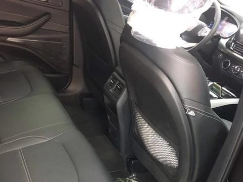 长轴版更犀利，奇瑞星途TXL到店，高颜值瞬间引发围观，会火吗？