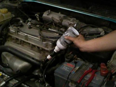 汽车变速箱油多久换一次？维修工：不想发动机报废就按照里程数