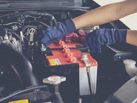 4s店说要提前进行保养，你信吗？不要乱花冤枉钱