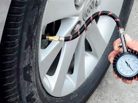 修车师傅提醒：汽车跑6万公里后，这五项一定要做，不然会后悔！