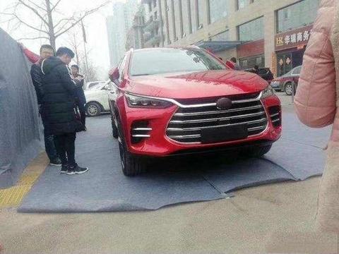 比亚迪唐二代到店实拍，质感超奥迪，16万起堪称国产巅峰之作