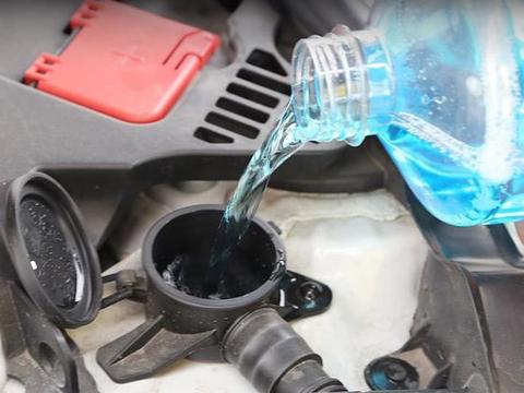 汽车防冻液用换不用换？专家：不换车子就更早的报废了
