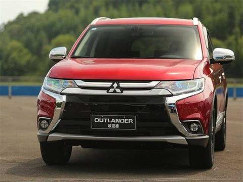 三菱终于爆发了，比宝马的外观要漂亮，性价比超高