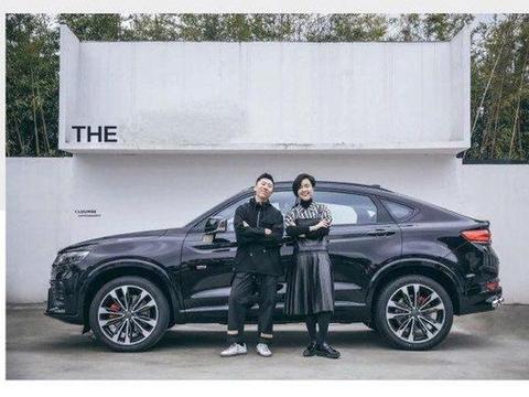 终于等到了！吉利星越到店实拍，颜值太迷人，配沃尔沃T5发动机