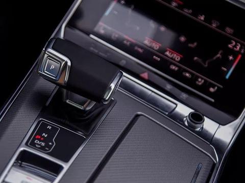 这里有“德系中大型三厢车“的最新资讯请不要错过