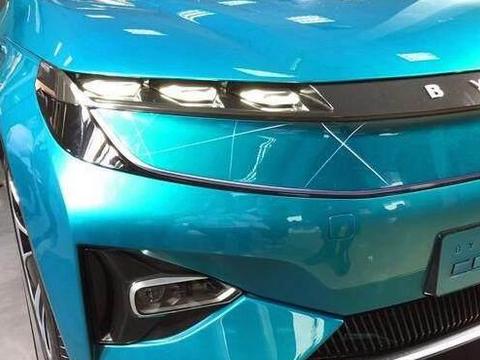 国产最美电动车要30万，新车外观太亮眼，配49英寸大液晶屏！