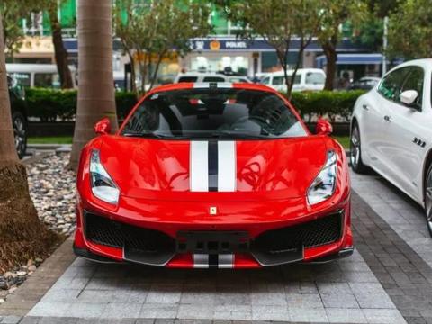 年薪三百万能否养得起一辆法拉利？懂车人算了一笔账：差得远了