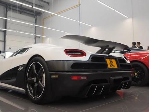 车展上看到一台柯尼塞格，全球只有6辆，国内那台成了“5手车”