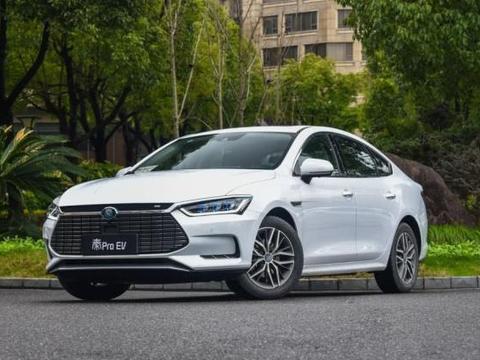 速递!新鲜的“10-15万轿车“资讯全在这，看我就够了