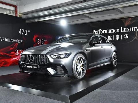 还是奔驰懂国人，配奢华内饰，4.0T双涡轮639马力，碾压帕拉梅拉