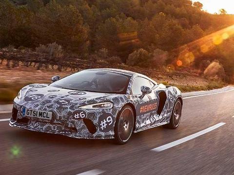 这是辆讲求内部且行李厢空间的超跑，那得诱人到何种地步呢？