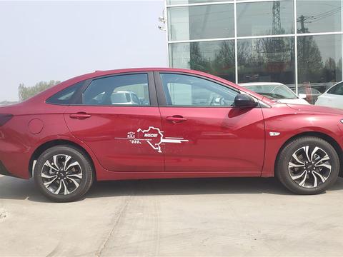 雪佛兰科鲁泽330T到店实拍