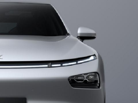 上海车展亮相 小鹏P7官图发布