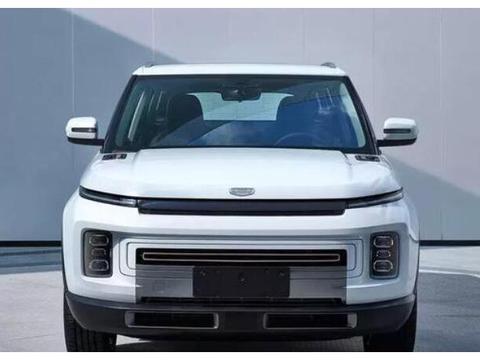 吉利牌“路虎极光”，全新BMA模块打造，国六排放，车标亮了